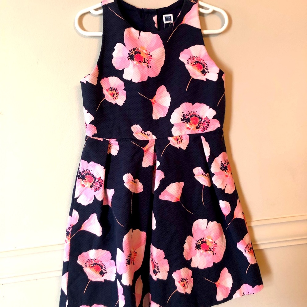 Size 7 Janie and Jack dress. Navy with pink flowers.